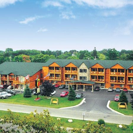Super 8 By Wyndham Bridgeview Of Mackinaw City Ngoại thất bức ảnh